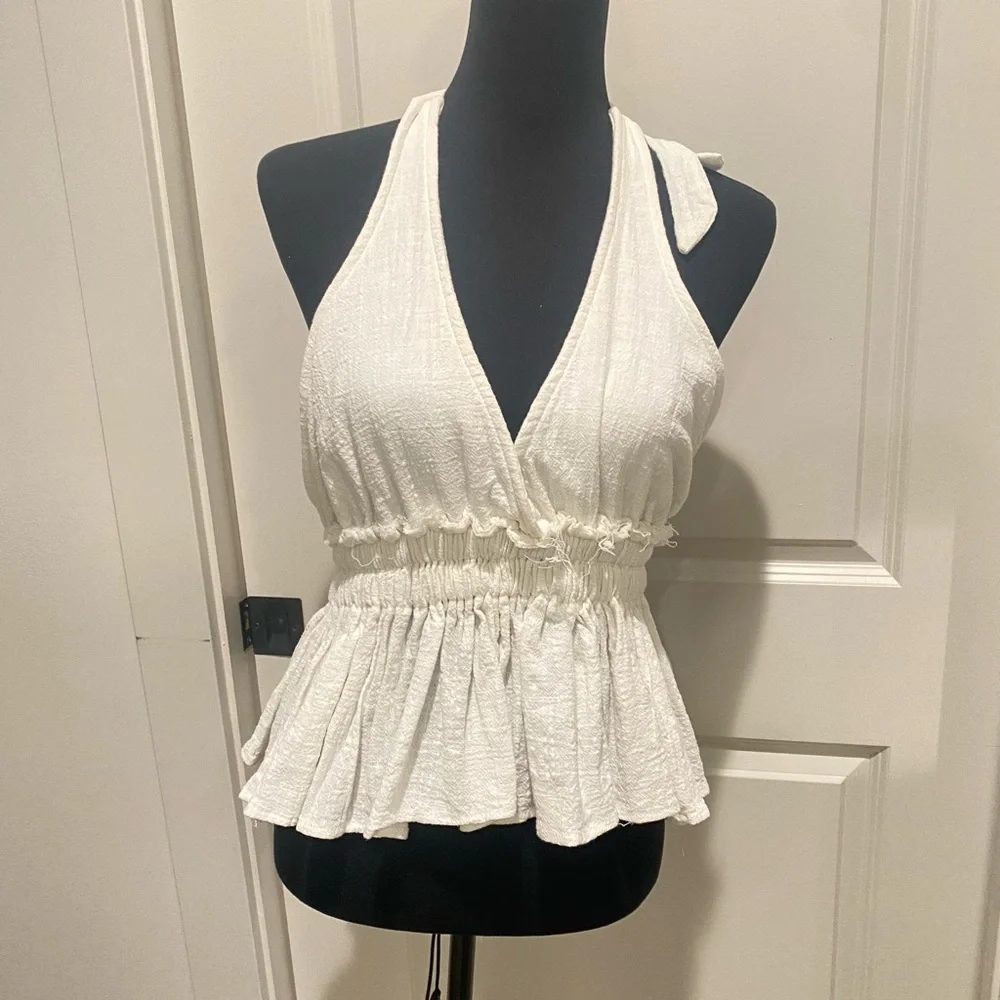 Perfect white top - Picture 2 of 4